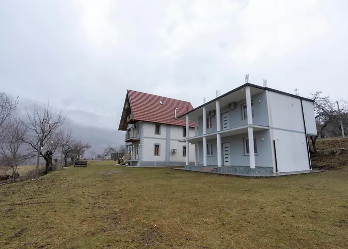 Bujtina Malsori, Theth