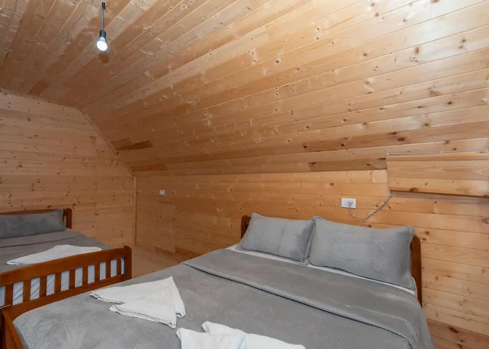 Bujtina Malsori, Pensjonat Theth