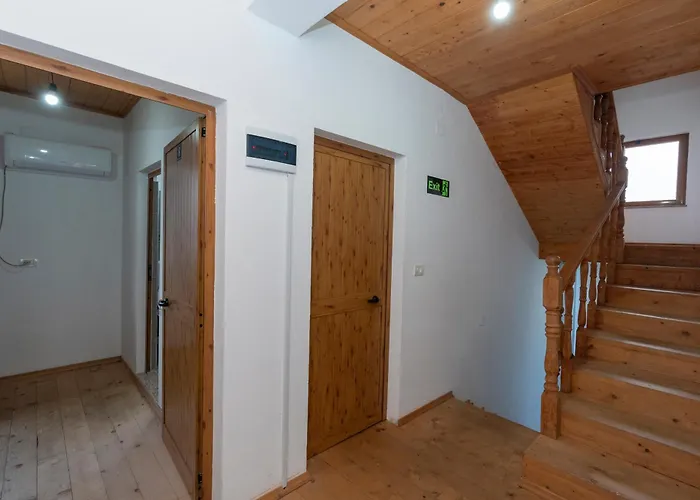 Bujtina Malsori, Theth